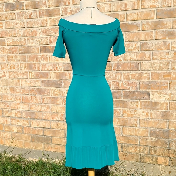 $228 NWT BCBGMaxazria emerald Agnese dress - Picture 4 of 9